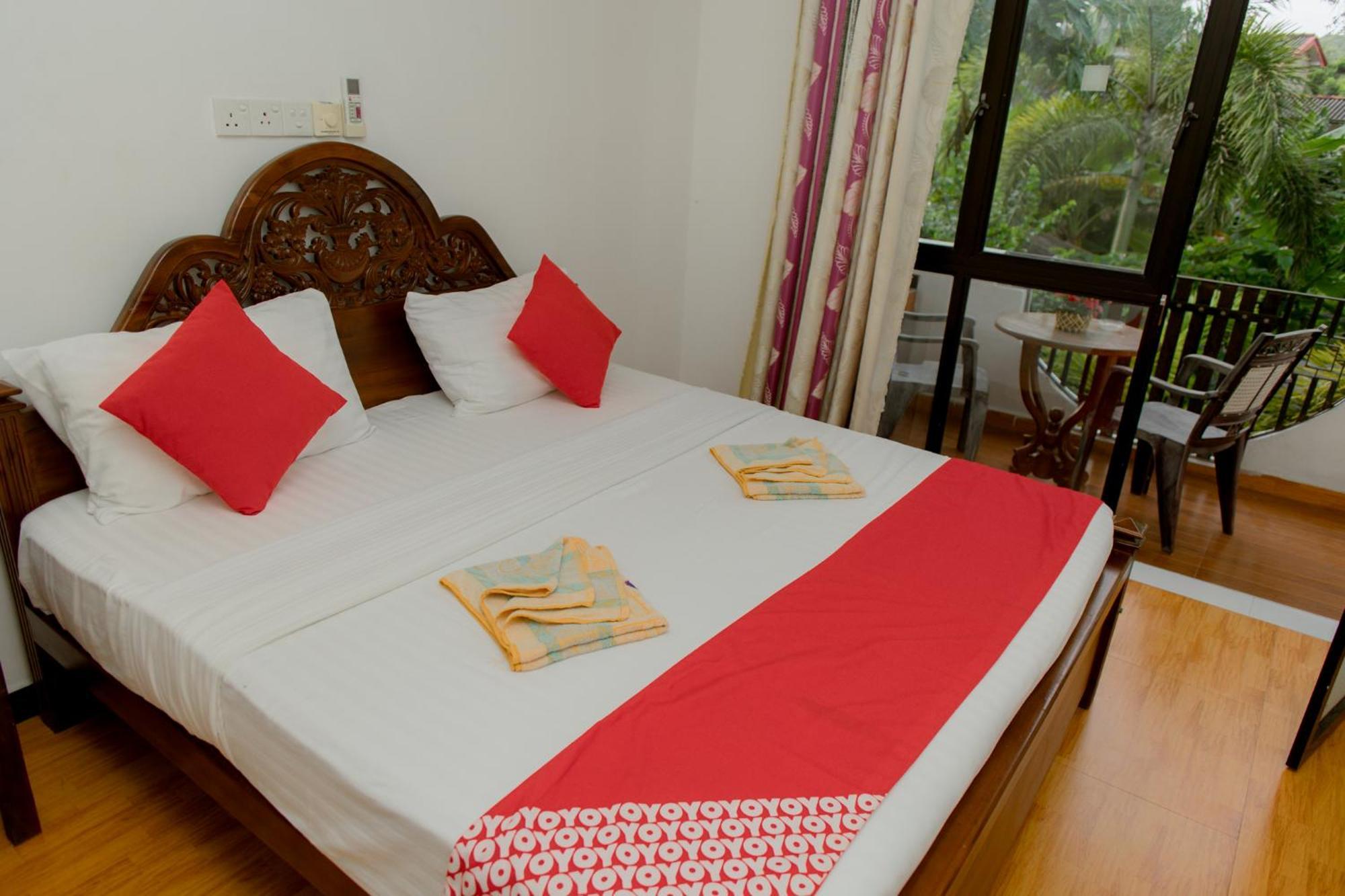 Hotel Awon Mirissa Esterno foto