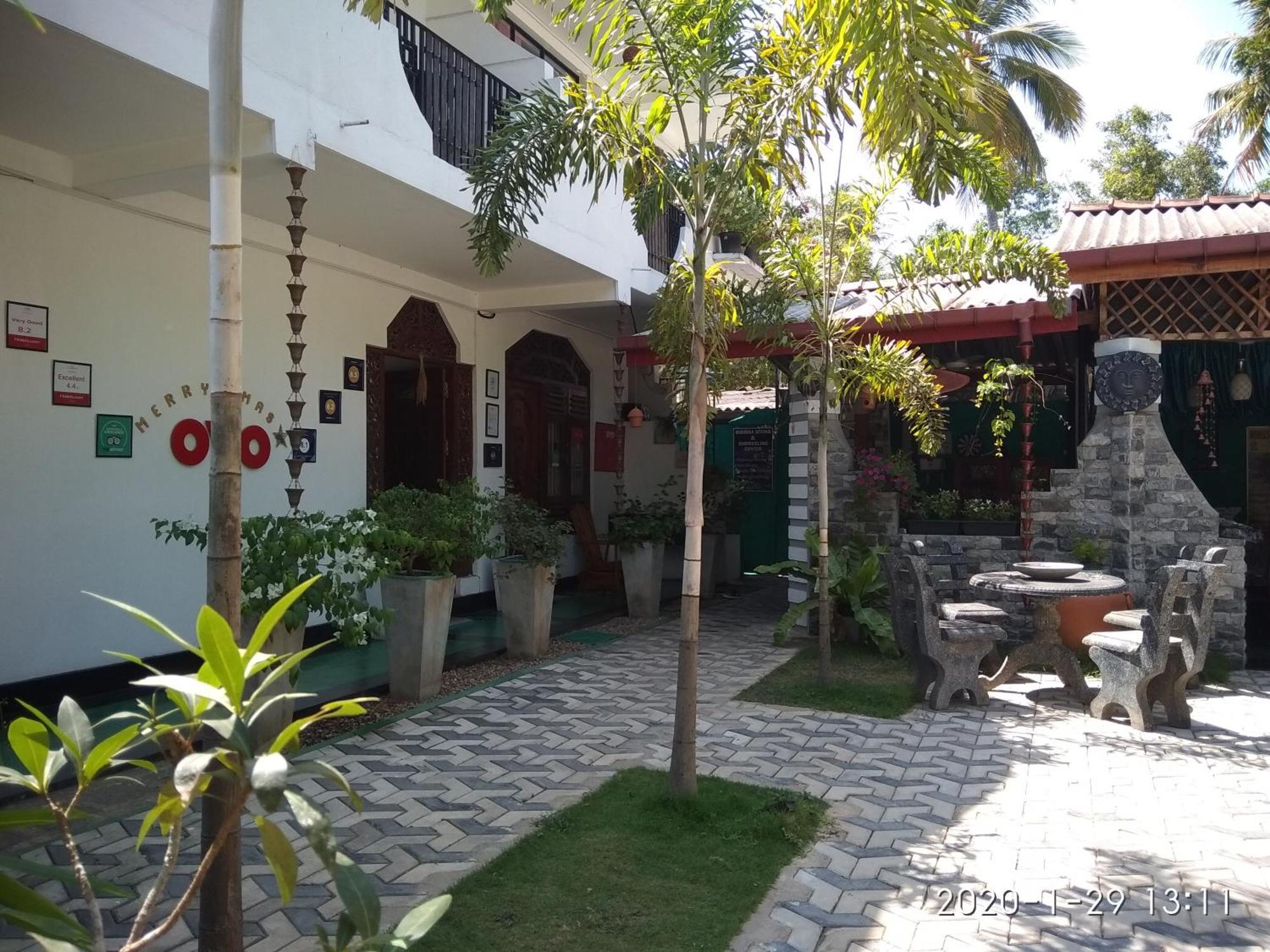 Hotel Awon Mirissa Esterno foto